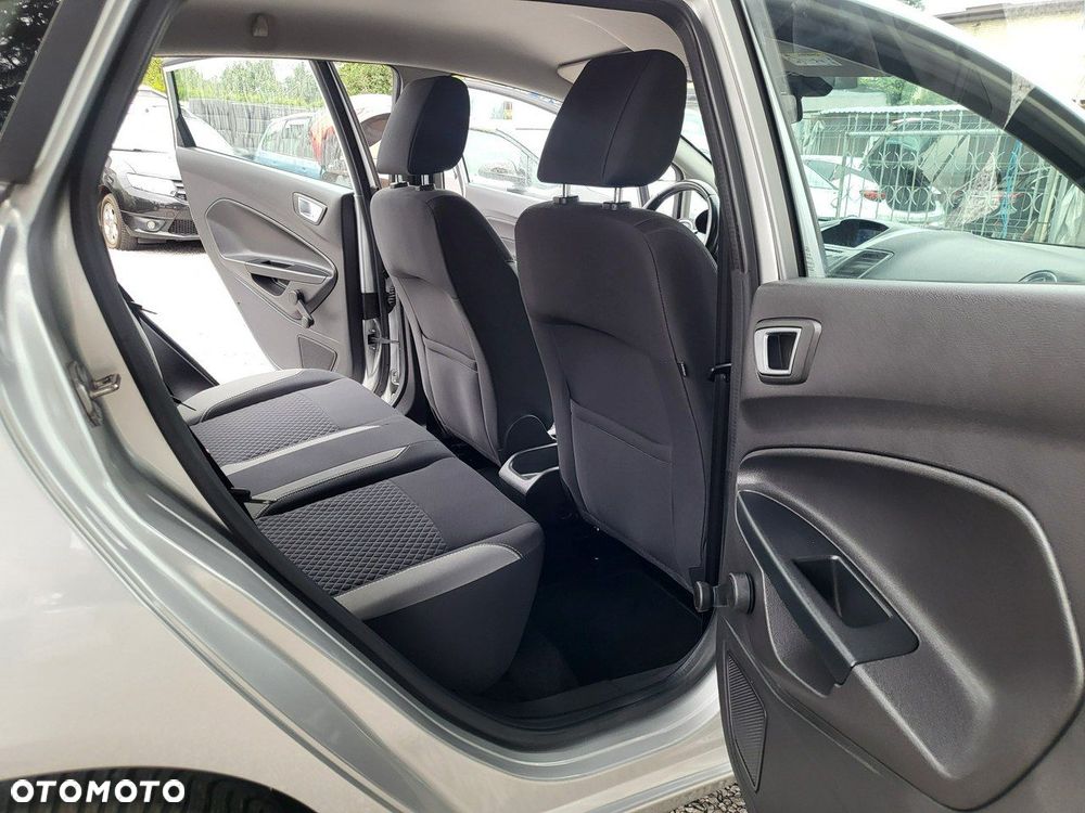 Ford Fiesta - 18