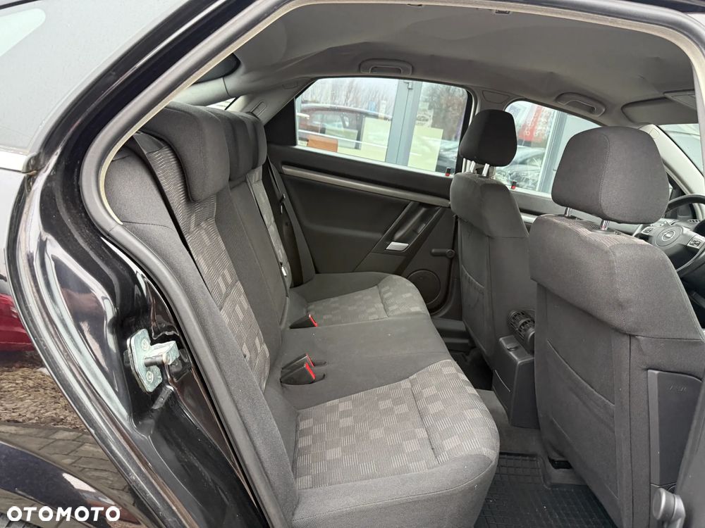 Opel Vectra 1.8 Essentia - 24