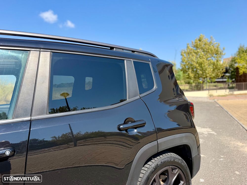 Jeep Renegade 1.6 MultiJet 80th Anniversary - 16