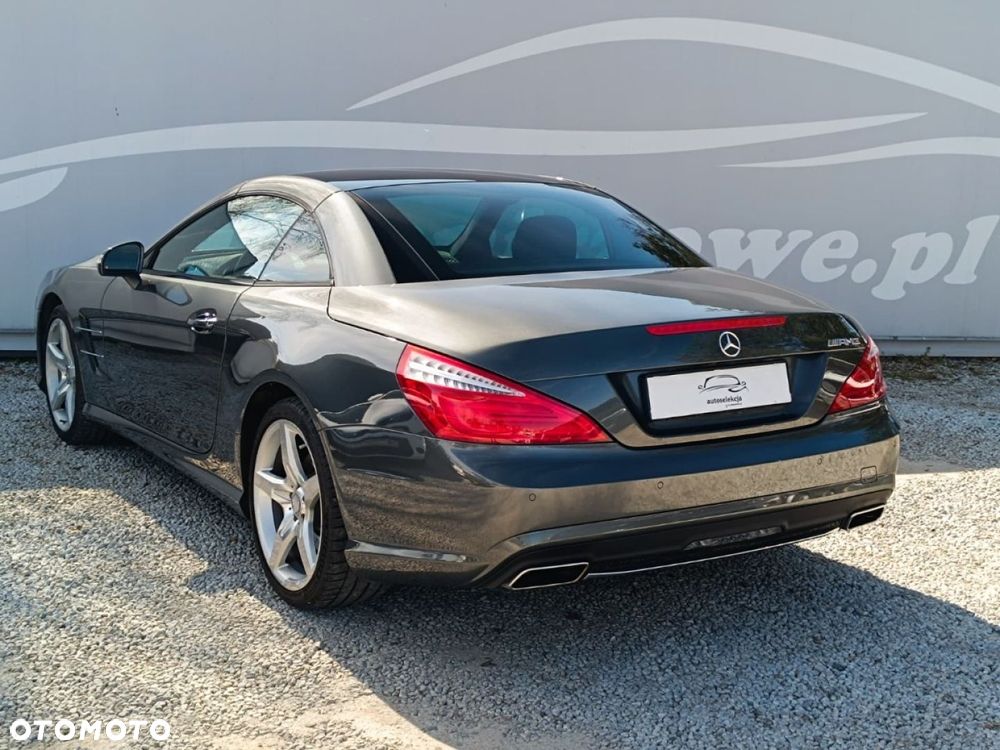 Mercedes-Benz SL - 21