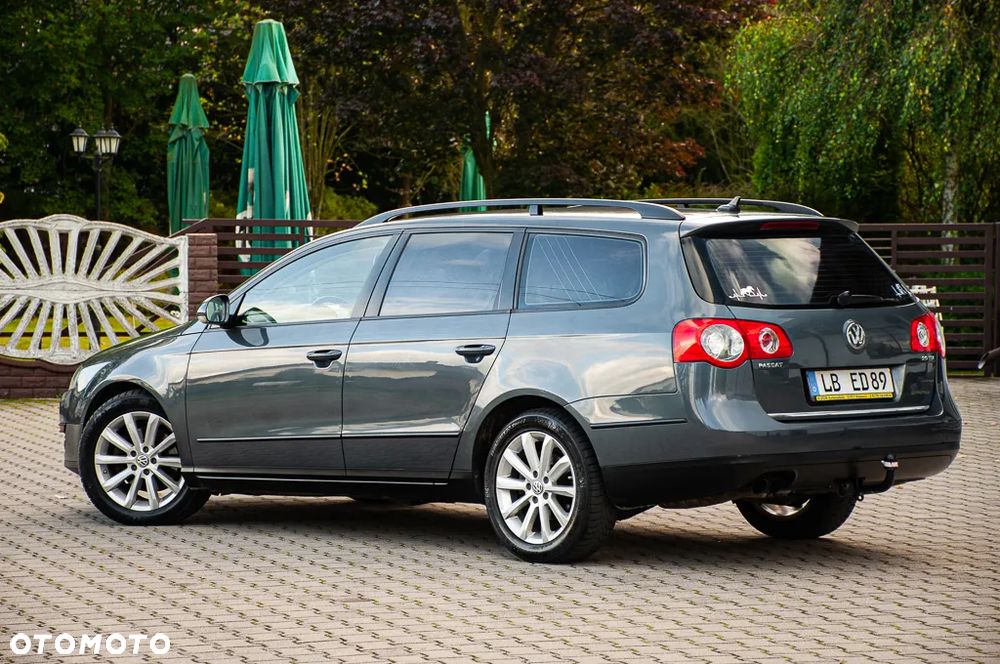 Volkswagen Passat 2.0 TDI Comfortline - 19