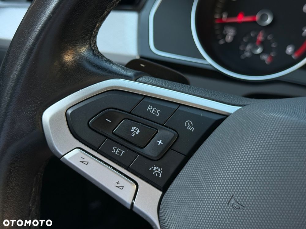 Volkswagen Passat 2.0 TSI Business DSG - 26