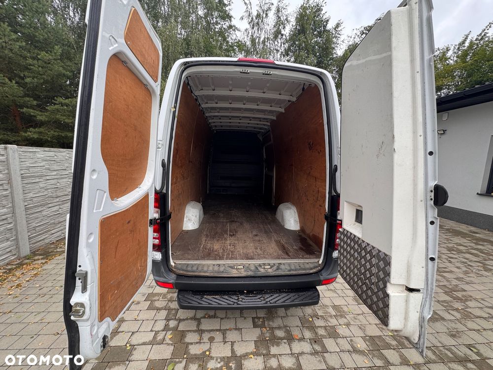 Mercedes-Benz Sprinter - 10