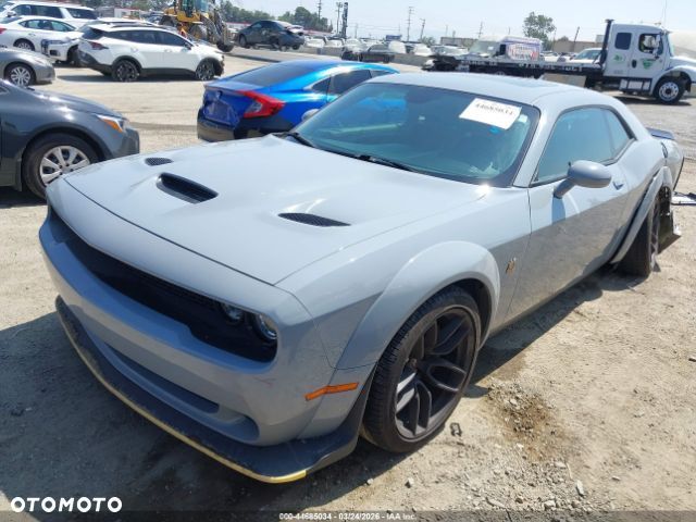 Dodge Challenger 6.4 Scat Pack - 2