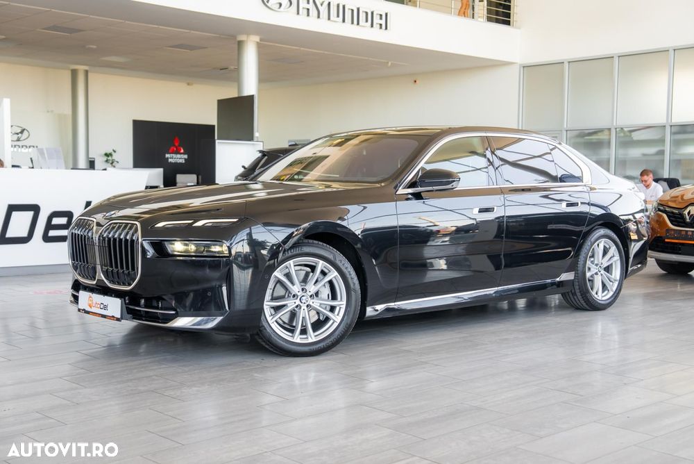 BMW Seria 7 740d xDrive MHEV - 9
