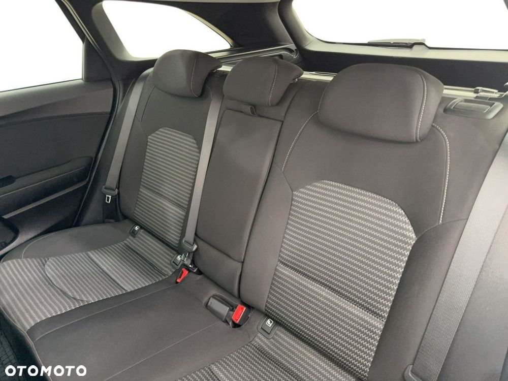 Kia Ceed - 13