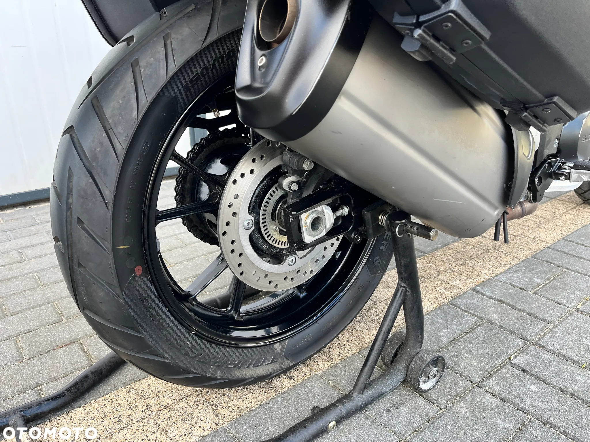 Suzuki V-STROM - 22