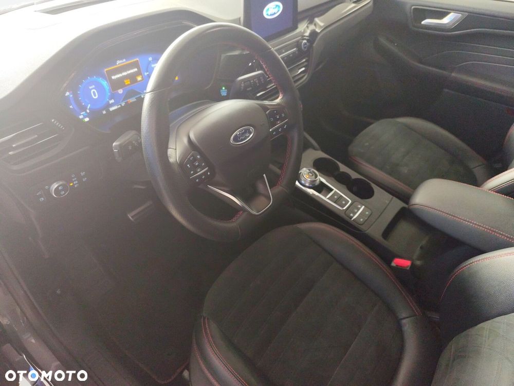 Ford Kuga - 9