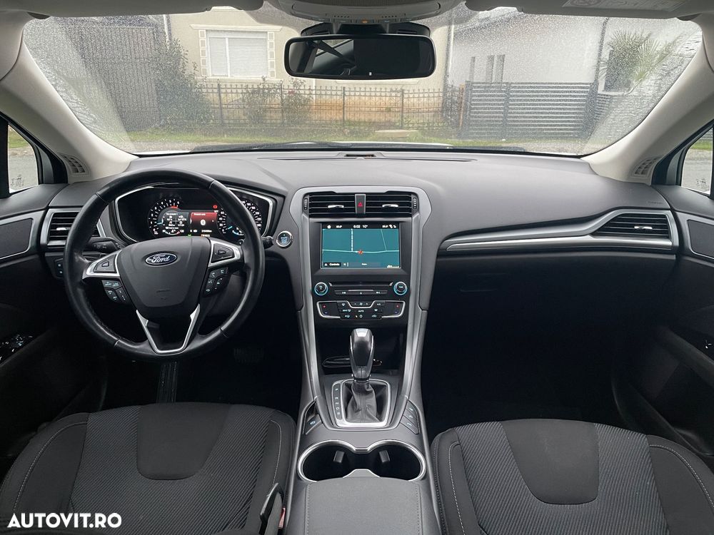 Ford Mondeo 2.0 TDCi Powershift Business - 8