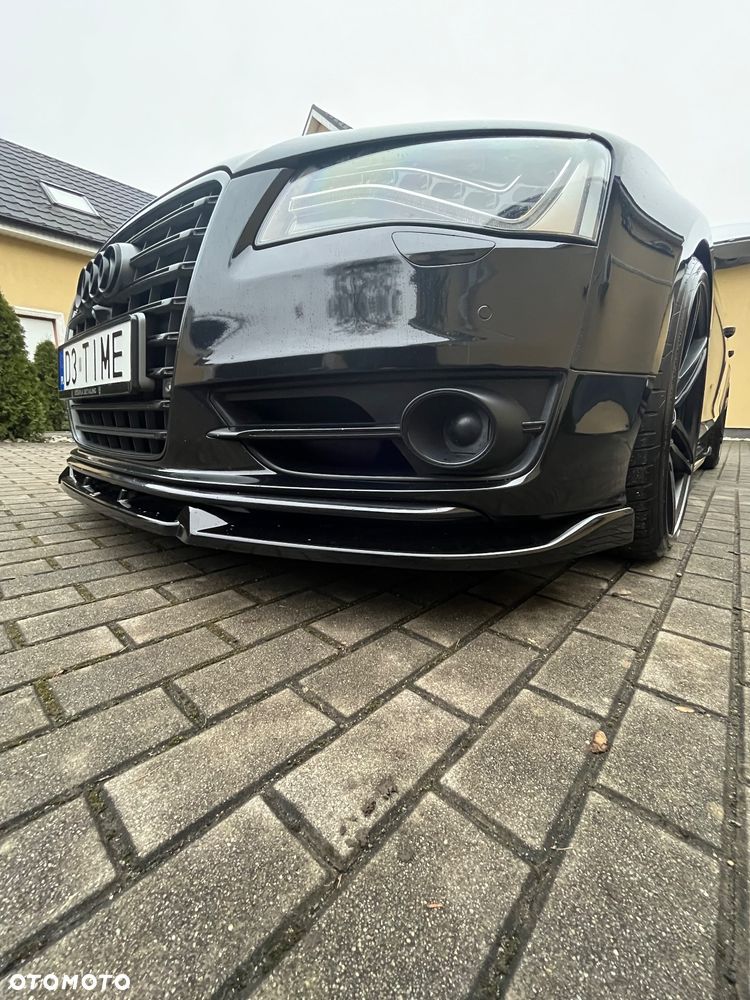 Audi S8 - 14