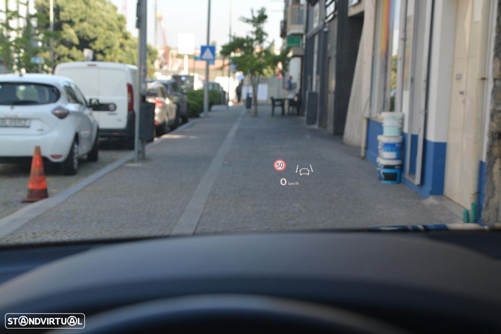 Bentley Bentayga Hybrid - 28