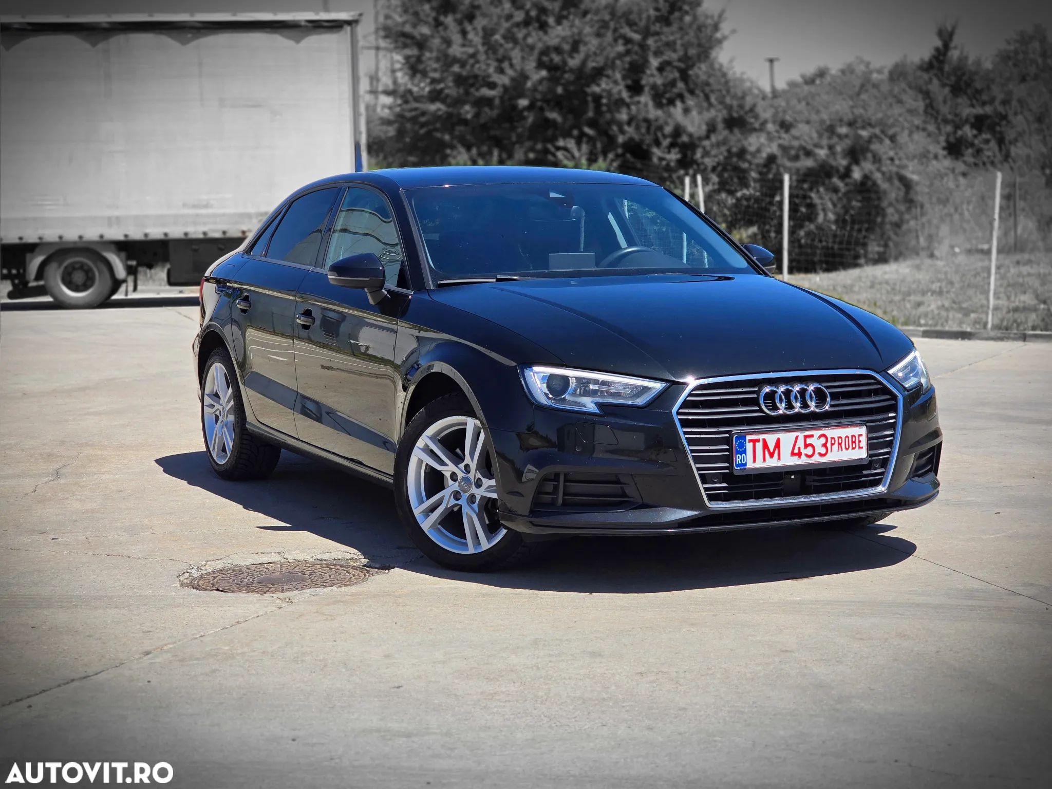 Audi A3 30 TDI Sportback S tronic design - 1