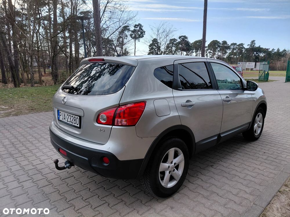 Nissan Qashqai 2.0 dCi DPF acenta - 9