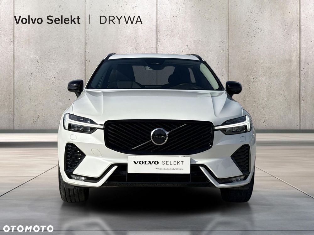 Volvo XC 60 B5 B AWD Plus Dark - 9