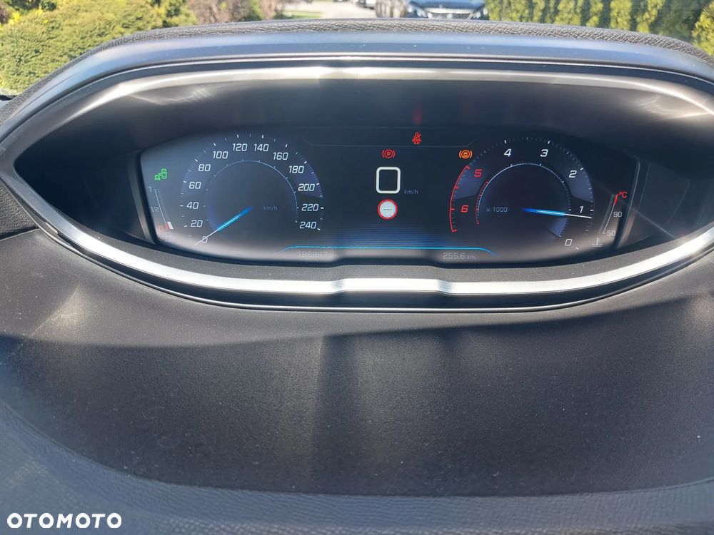 Peugeot 3008 2.0 BlueHDi Allure - 15
