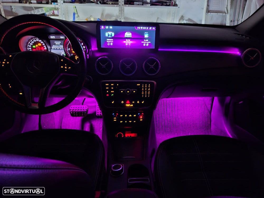 Mercedes-Benz GLA 200 - 4