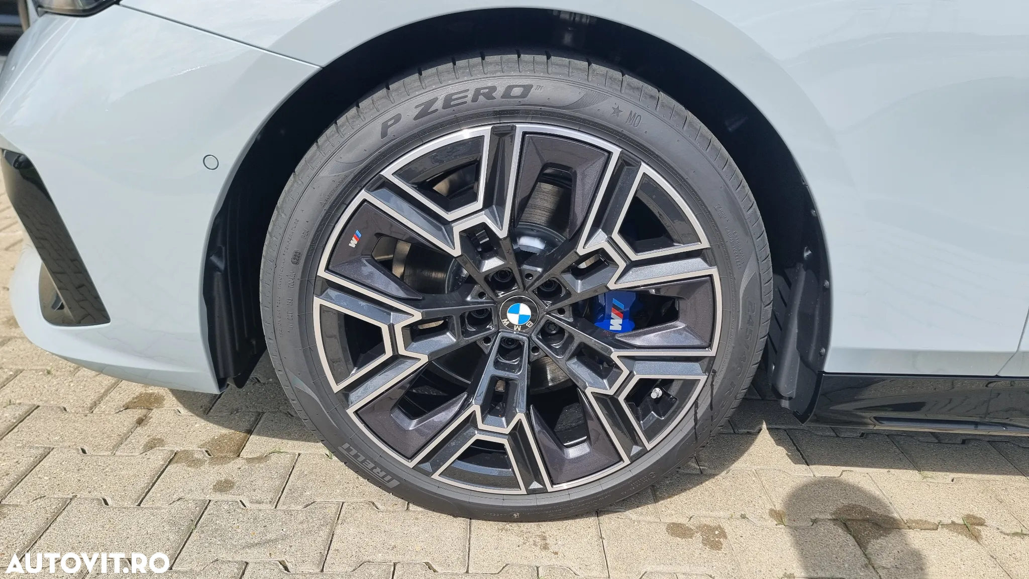 BMW Seria 5 520d xDrive AT MHEV - 6