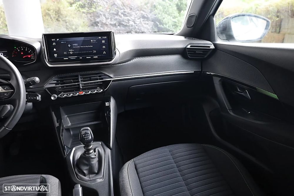 Peugeot 2008 1.2 PureTech Active - 17