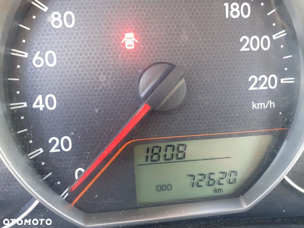 Toyota Verso S - 6