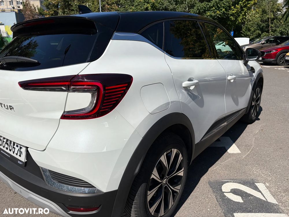Renault Captur MHEV 140 Techno - 11