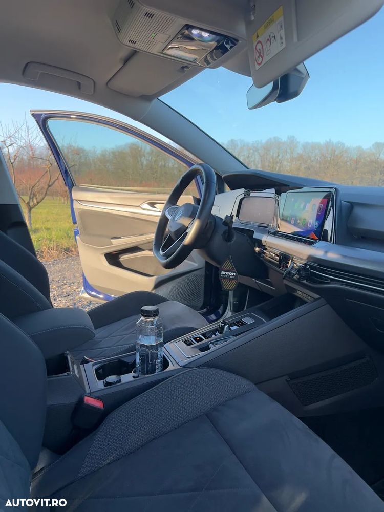 Volkswagen Golf 1.5 eTSI ACT DSG MHEV Style - 17