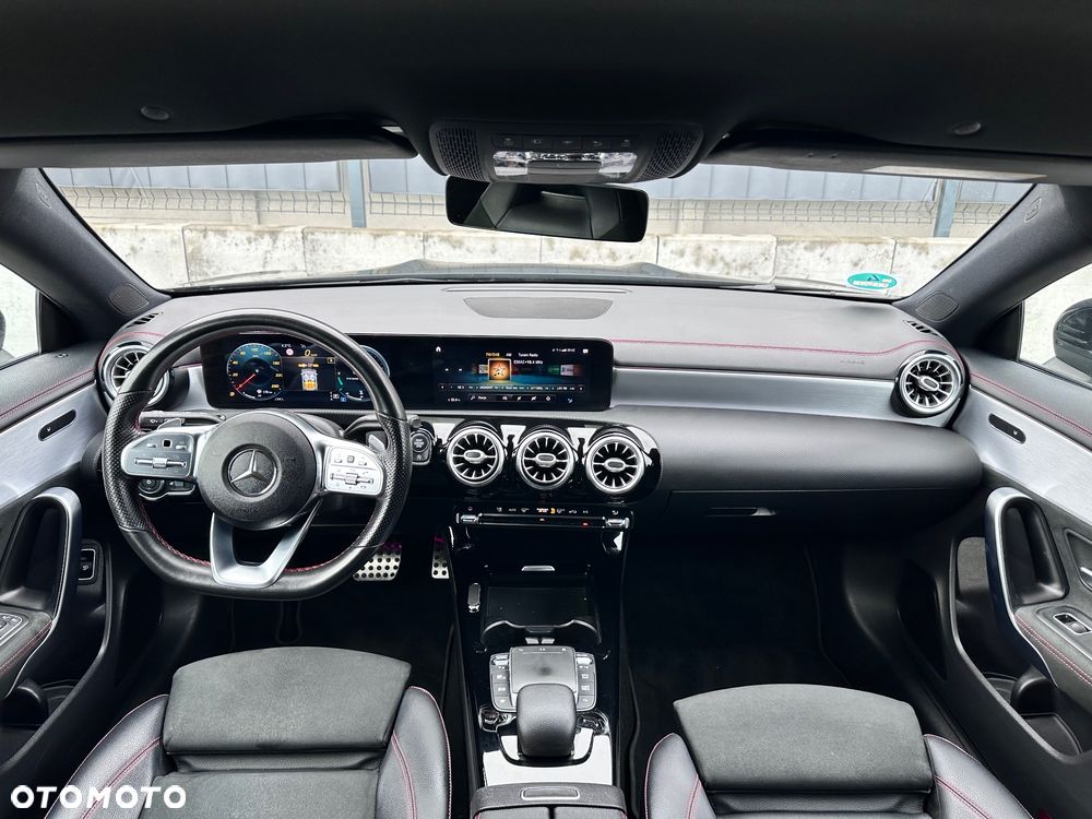 Mercedes-Benz CLA - 23