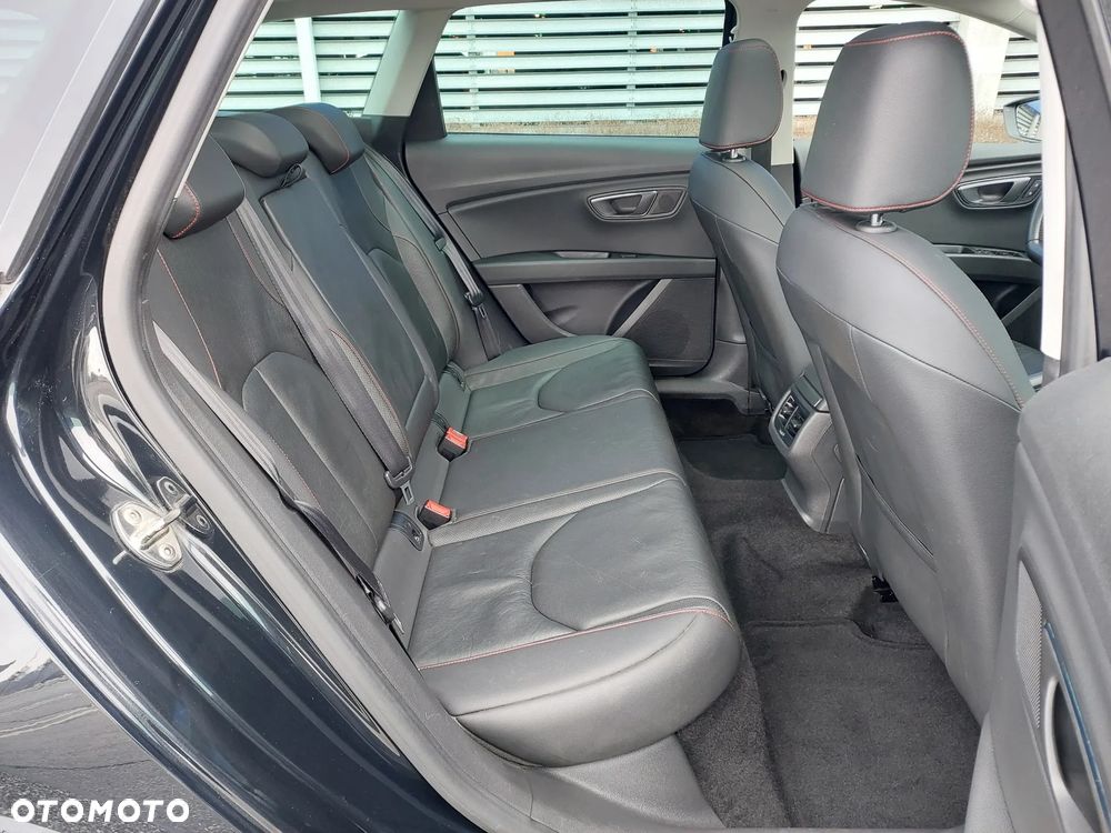 Seat Leon 2.0 TDI DPF Start&Stop DSG FR - 25
