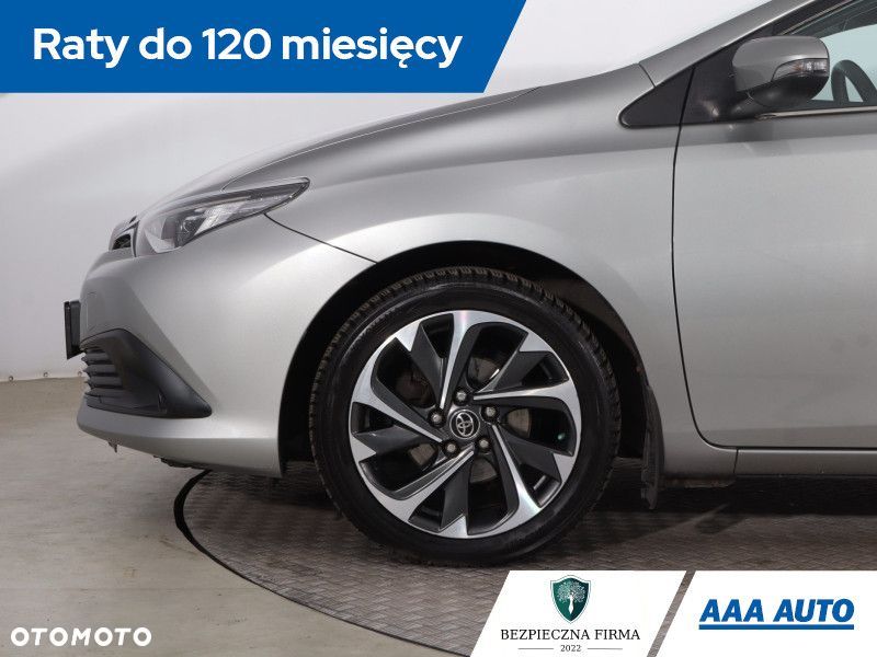 Toyota Auris - 16