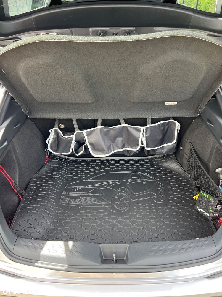 Toyota C-HR Style - 10