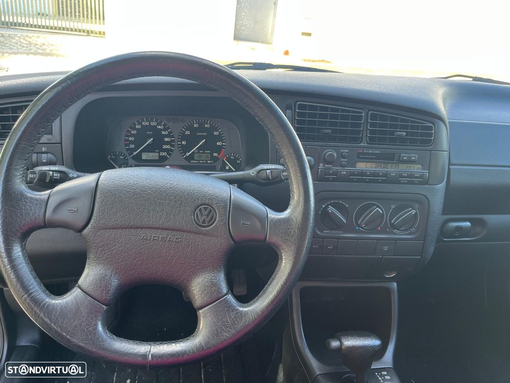VW Golf - 5