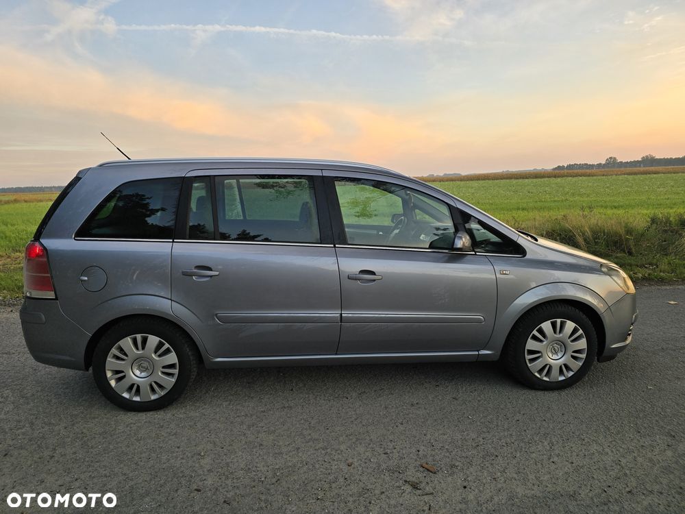 Opel Zafira - 6