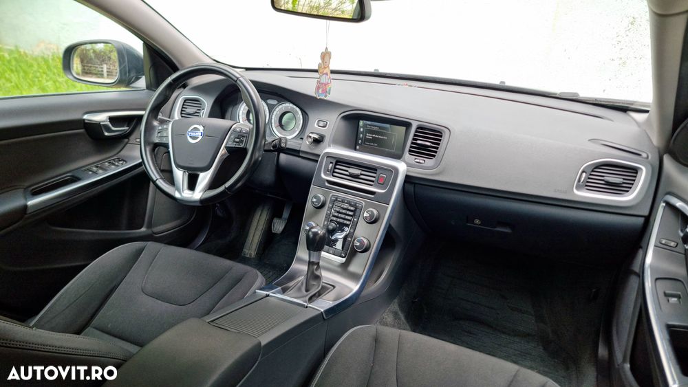 Volvo V60 T4 - 37