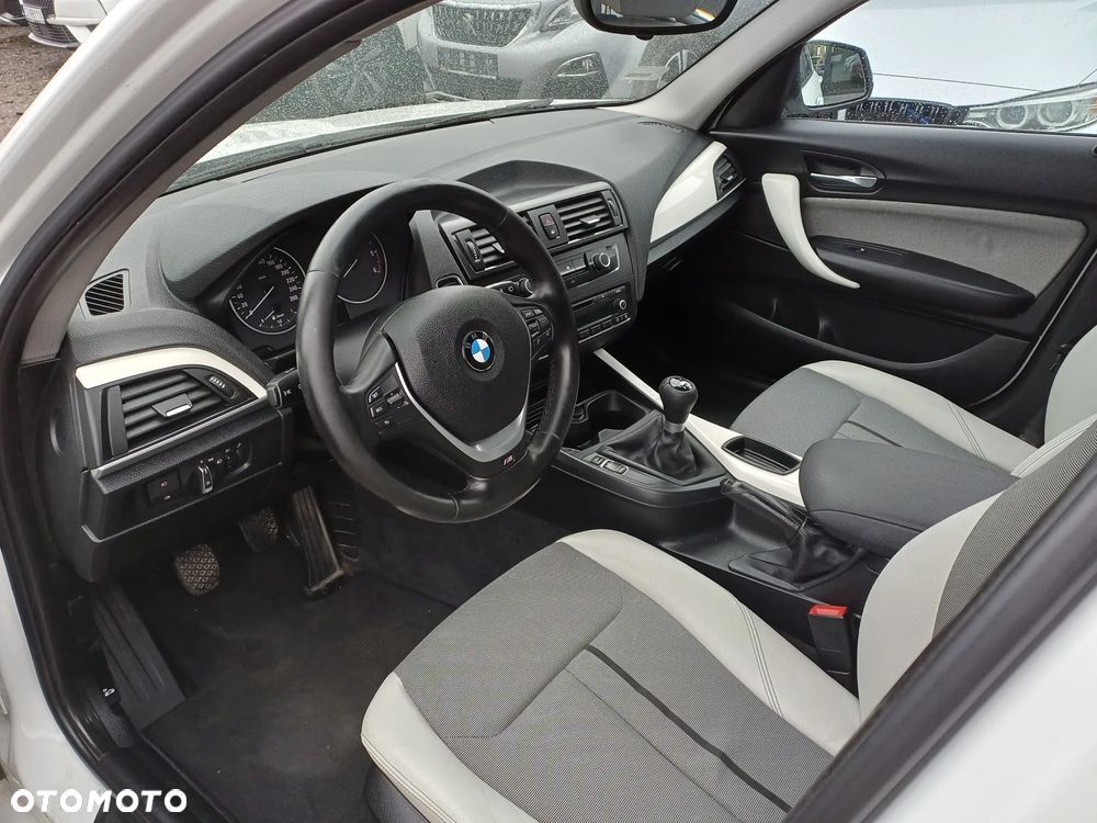BMW Seria 1 116d EfficientDynamics Edition Sport Line - 14