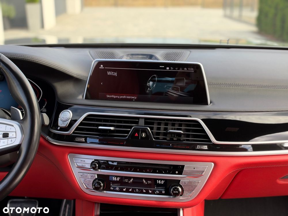 BMW Seria 7 750Ld xDrive sport - 29