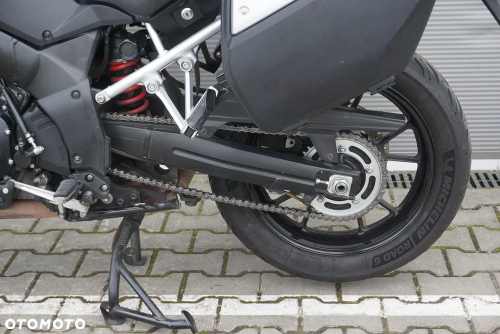 Suzuki V-STROM - 23