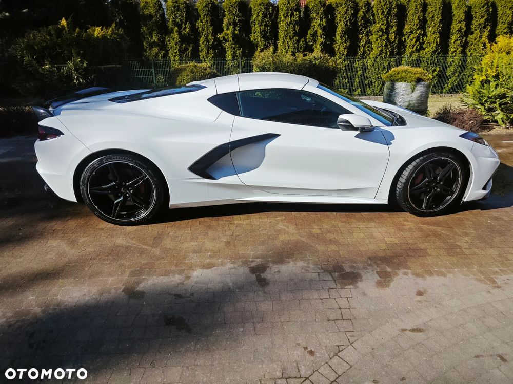 Chevrolet Corvette - 1