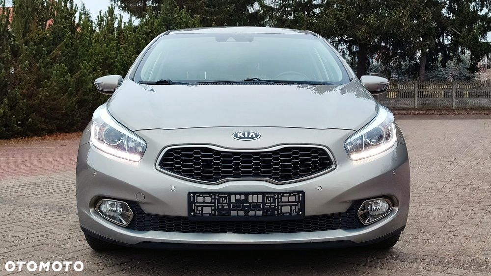 Kia Ceed 1.6 GDI XL - 24
