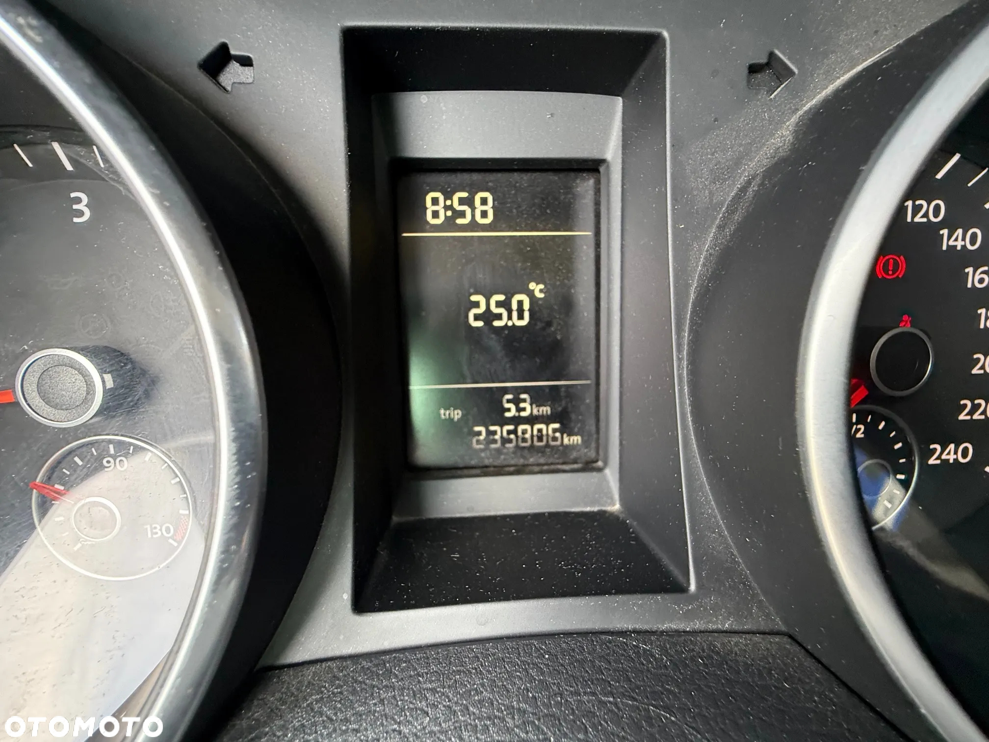 Volkswagen Golf VI 1.6 TDI Trendline - 14