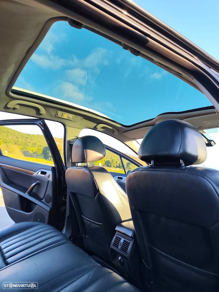 Peugeot 407 SW 2.2 HDi Executive - 11