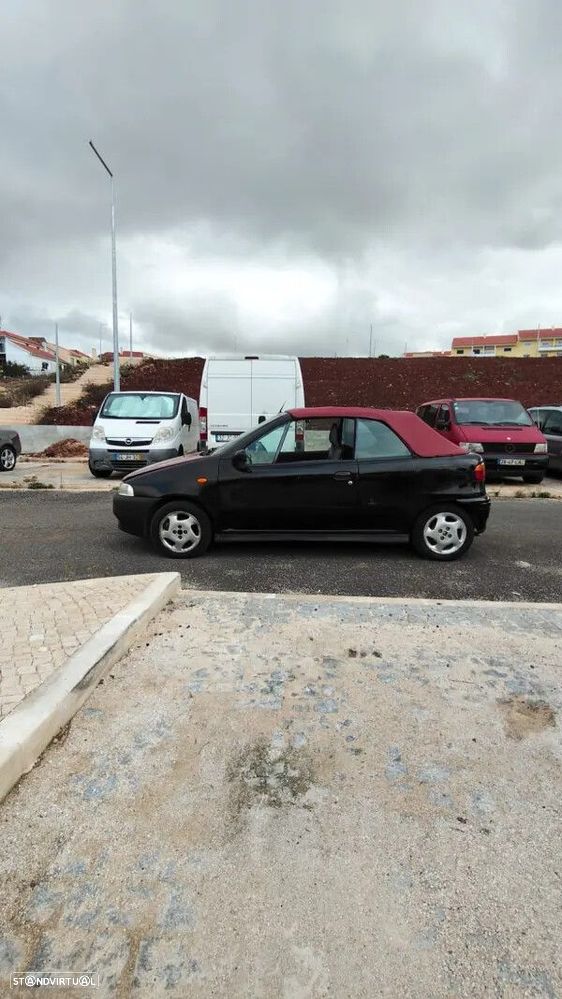 Fiat Punto Cabrio - 13