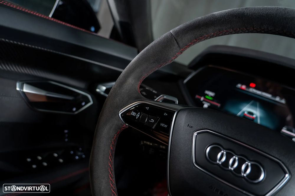 Audi RS e-tron GT quattro - 11