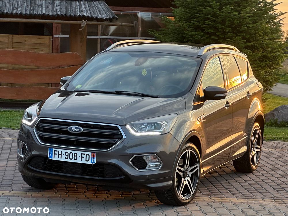 Ford Kuga 2.0 TDCi FWD ST-Line - 17