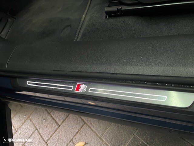 Audi Q8 e-Tron Sportback 55 quattro S line - 9