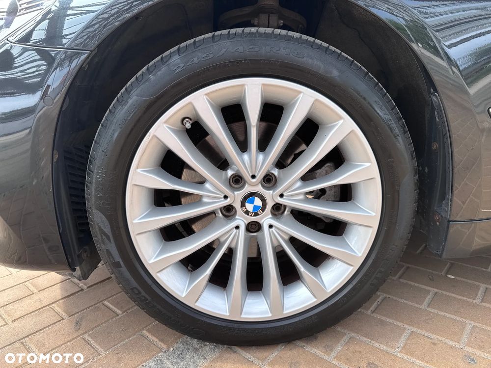 BMW Seria 5 520d Luxury Line - 7