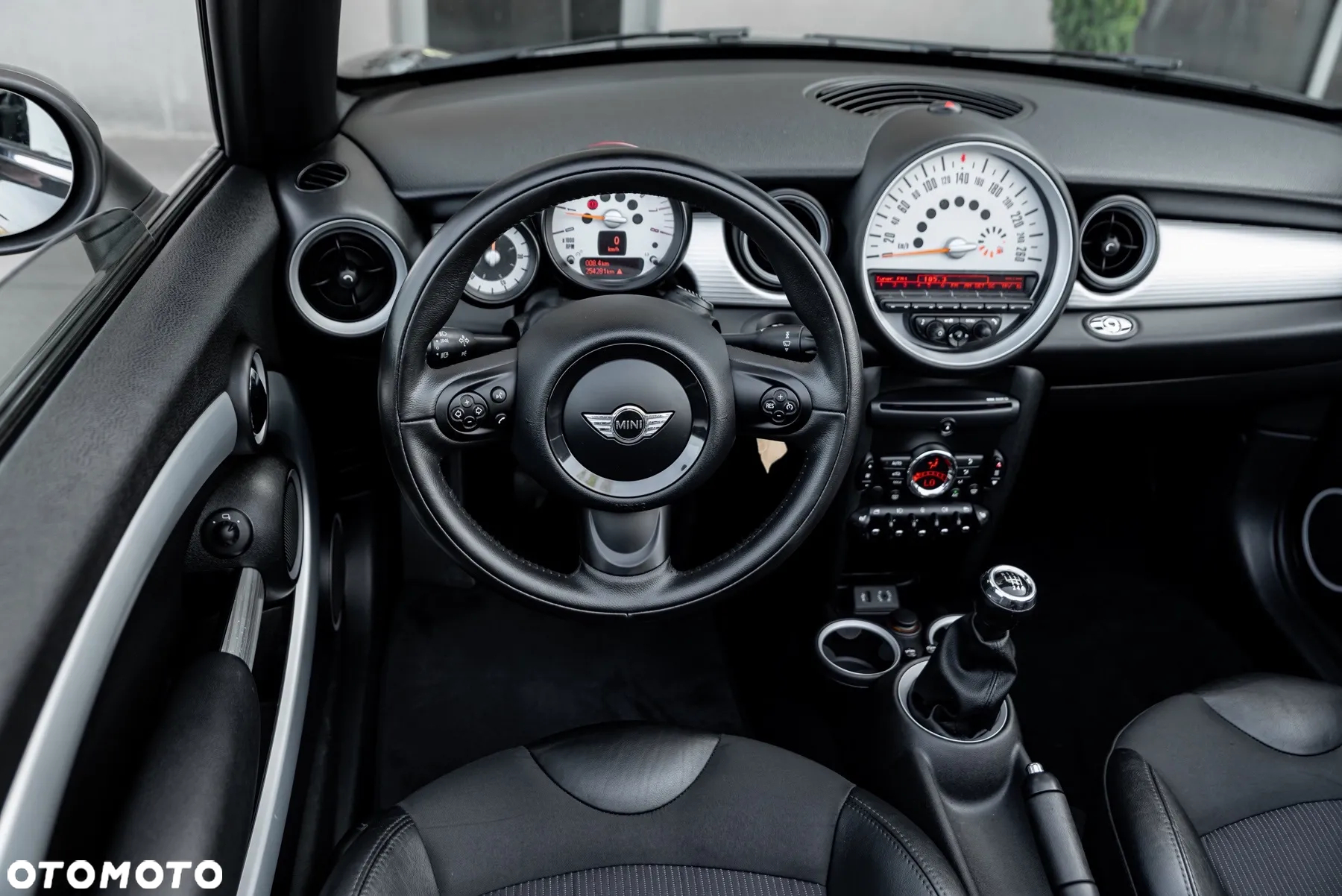 MINI Cooper Cabrio - 25