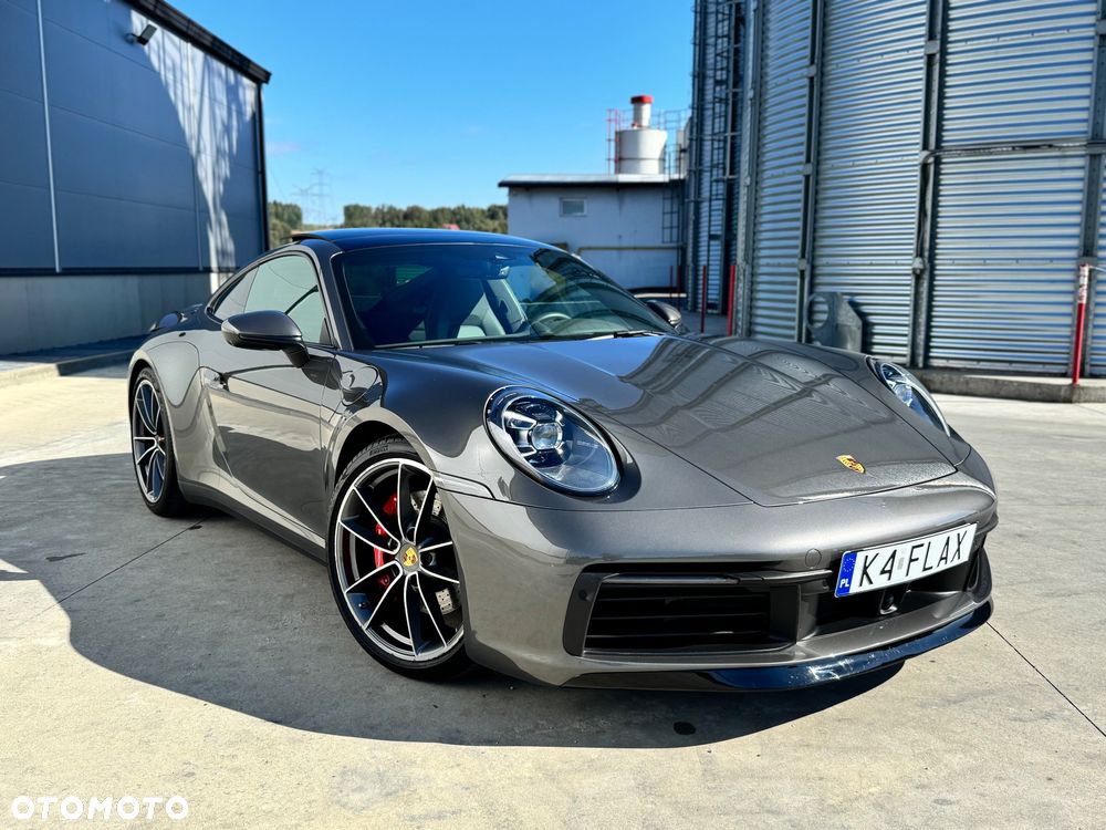 Porsche 911 Carrera 4S - 2