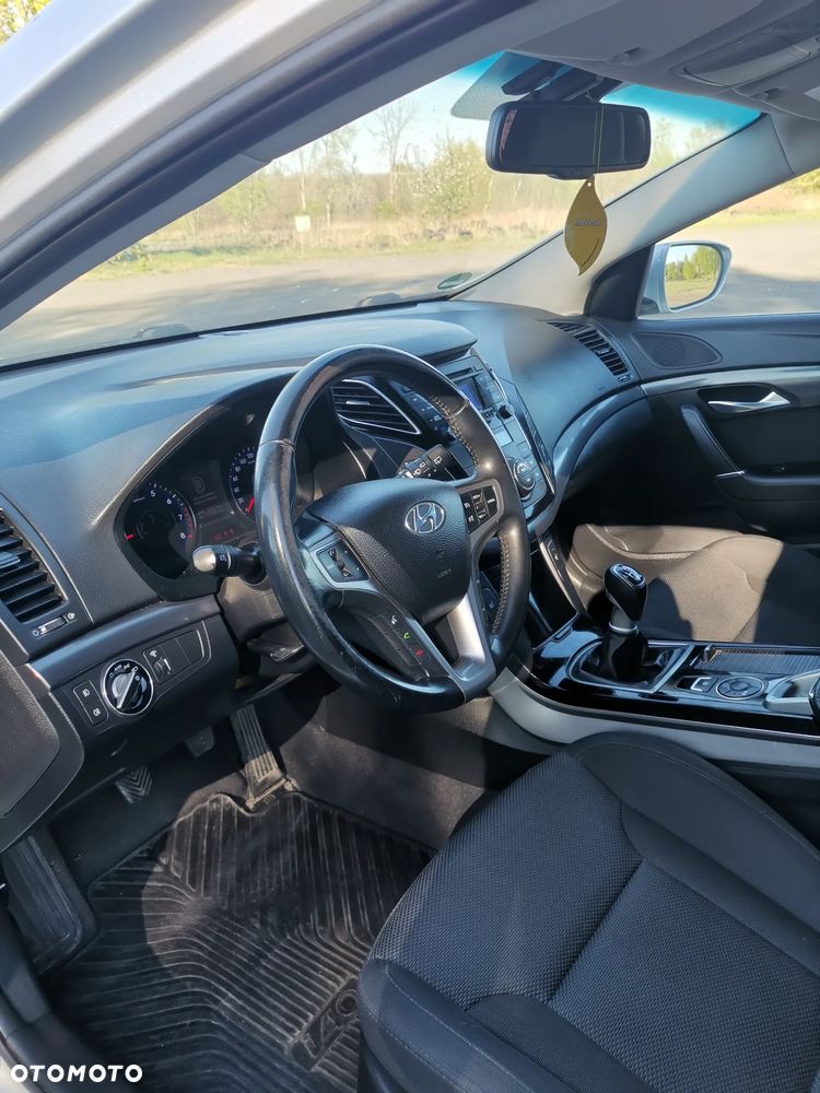 Hyundai i40 - 19