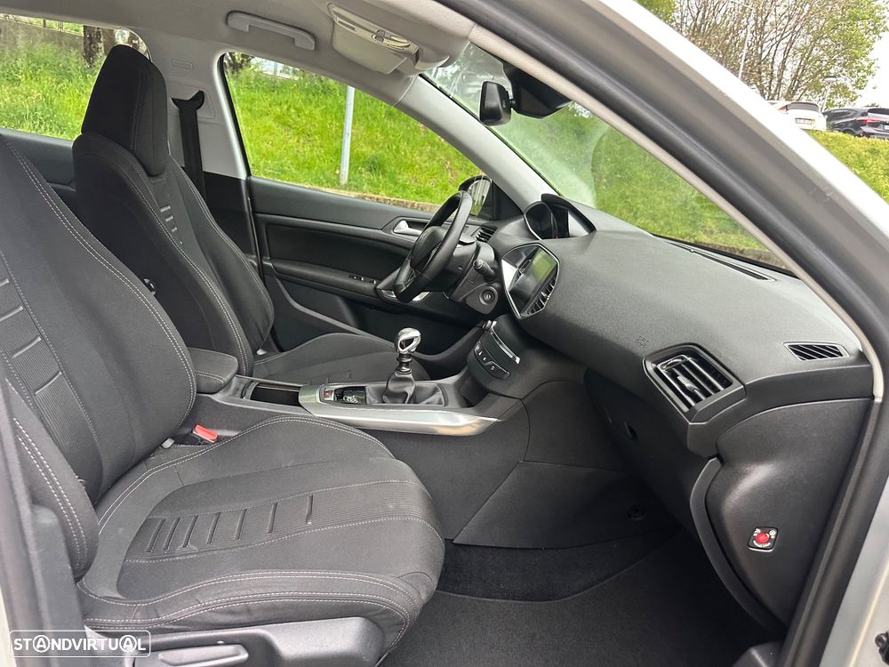 Peugeot 308 e-HDi FAP 115 Stop&Start Allure - 38