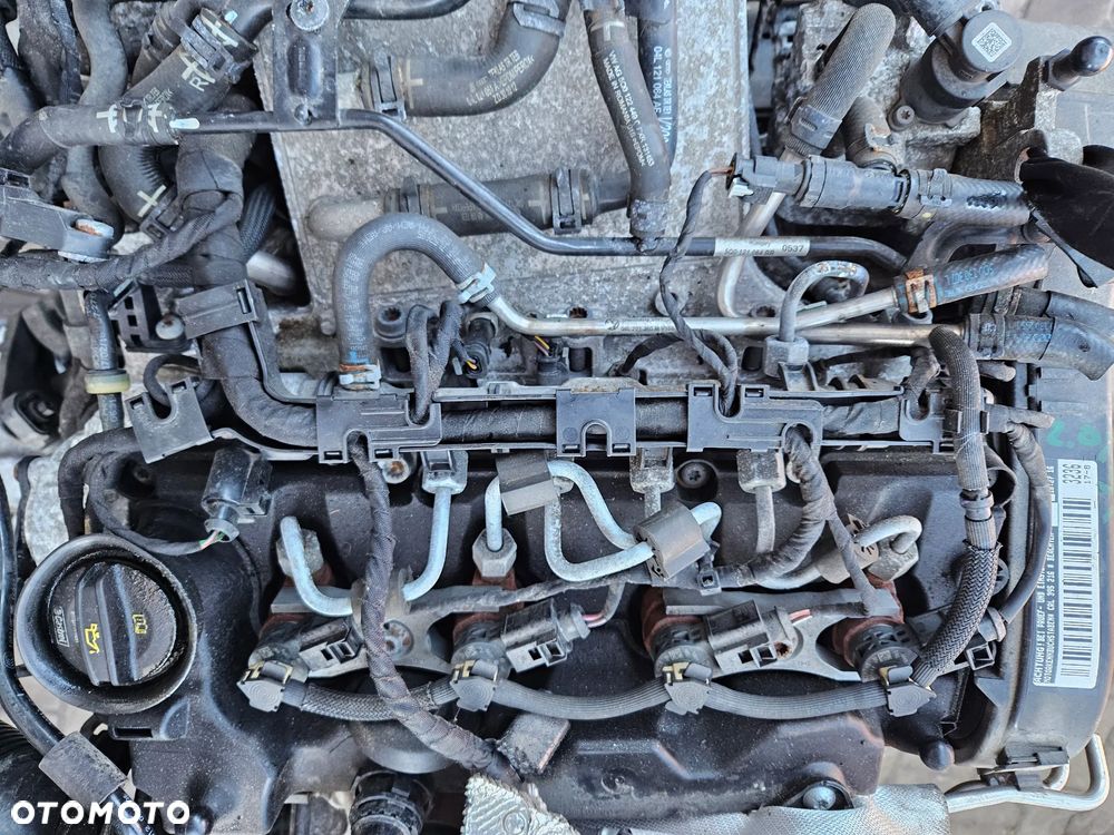 Audi A3 VW Golf Touran Passat Seat Altea 2.0 TDI silnik CFF CBD - 1