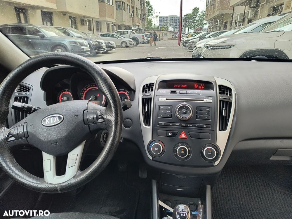 Kia Ceed Cee'd 1.6 DSL City - 9